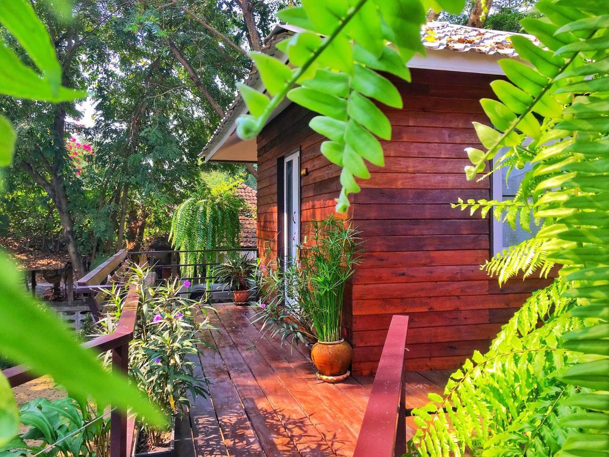 ホテル Mango House スコタイ エクステリア 写真