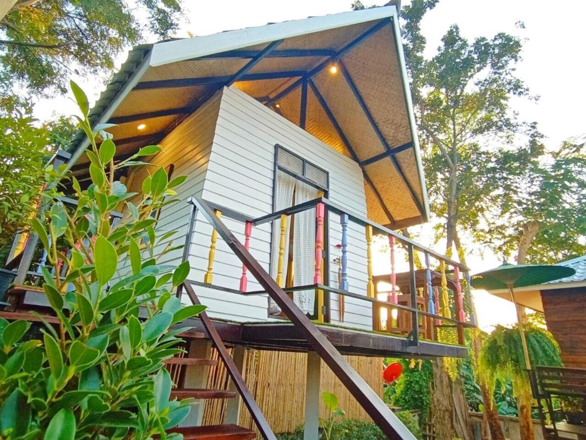 ホテル Mango House スコタイ エクステリア 写真