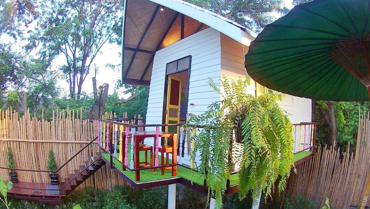 ホテル Mango House スコタイ エクステリア 写真